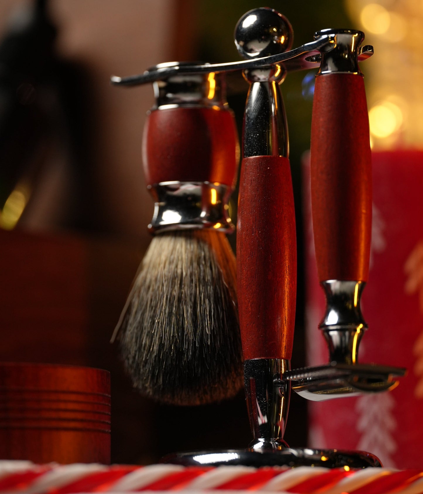 (Special OFFER) Handcrafted Shaving Kit – Made from Rare Red Mahogany